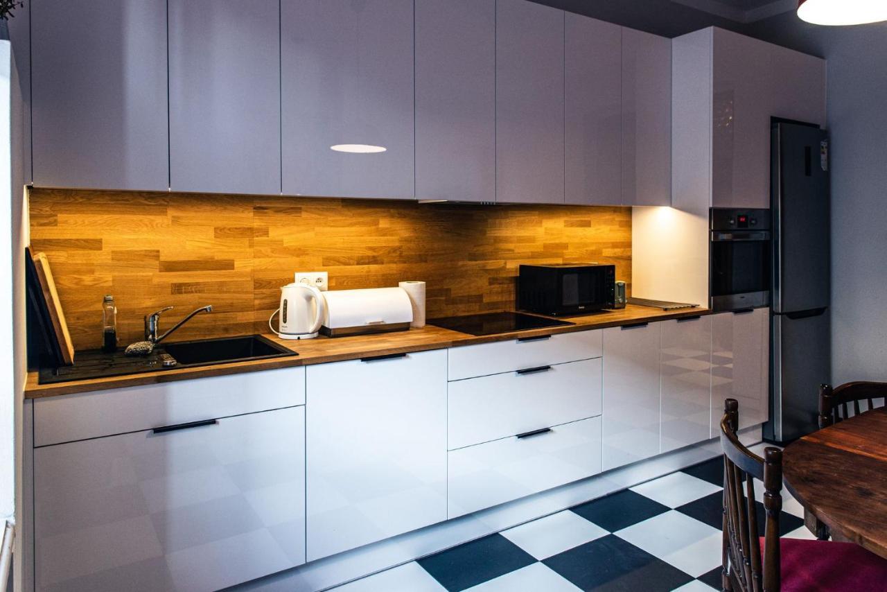 Apartament Cafe Belg Częstochowa Kültér fotó