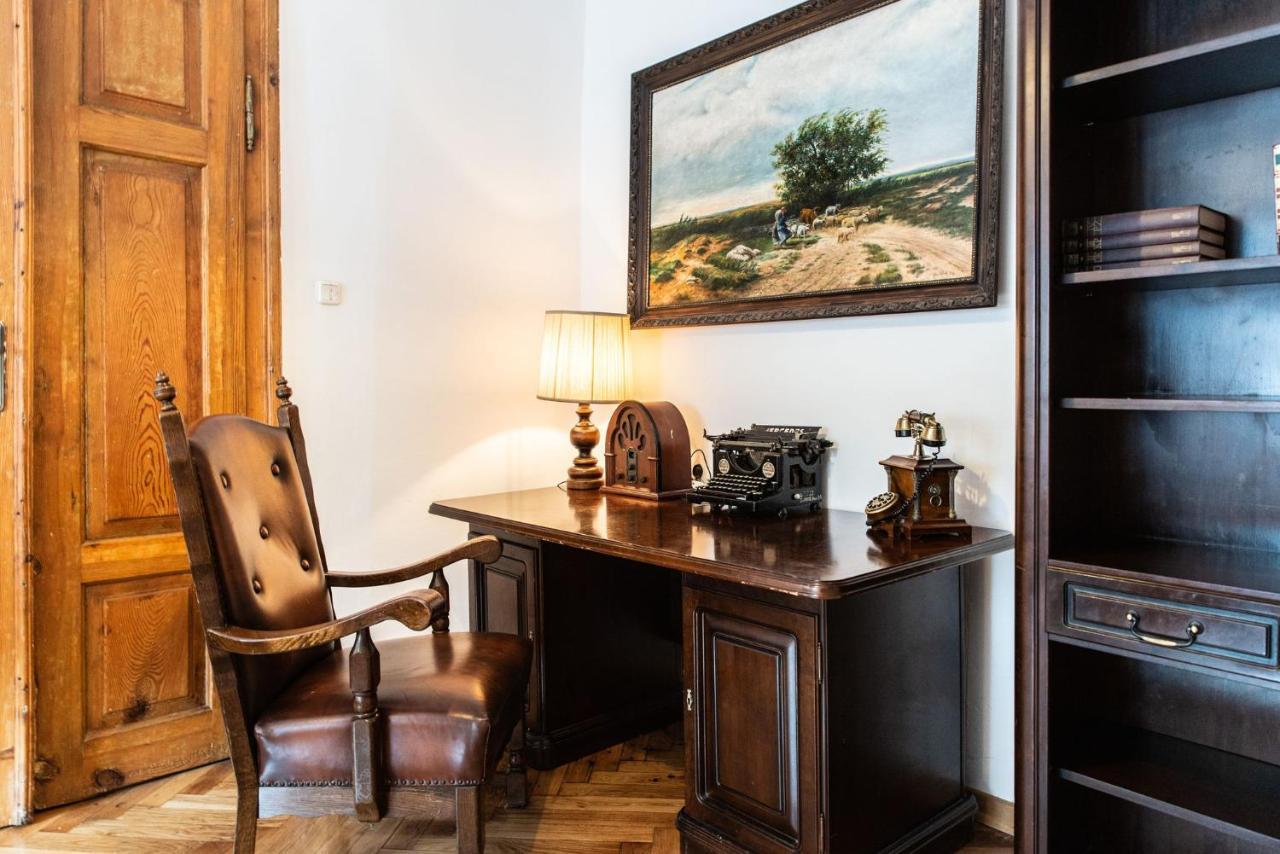 Apartament Cafe Belg Częstochowa Kültér fotó