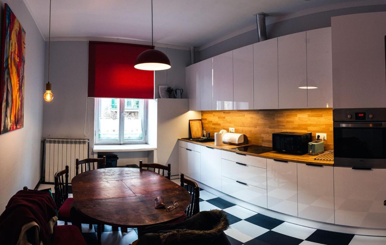 Apartament Cafe Belg Częstochowa Kültér fotó