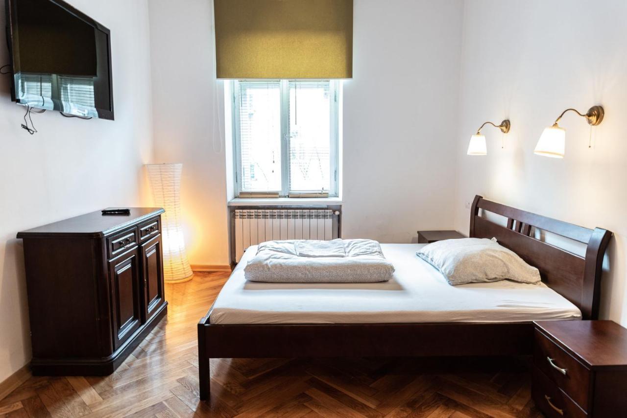Apartament Cafe Belg Częstochowa Kültér fotó