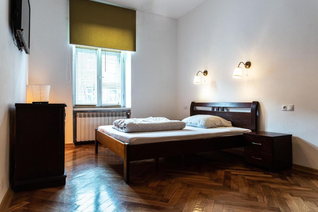 Apartament Cafe Belg Częstochowa Kültér fotó